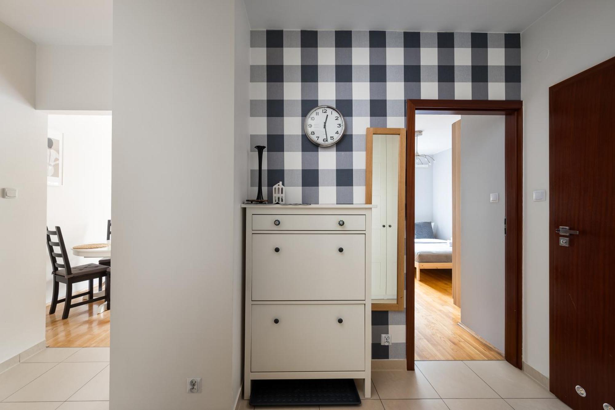 Metro Ksiecia Janusza Cosy Apartment Varşovia Exterior foto